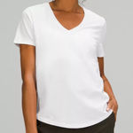 Lululemon Love V-Neck Tee Shirt Women’s Size 4 White Basic Photo 0