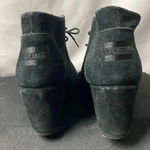 Toms  WO SIZE 8.5 BLACK WEDGE SHOES LACE UP PRINTED PATTERN INSIDE CLEAN Photo 5