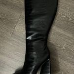 Boutique NWT  Black Crocodile Square Toe Fashion Boots. Size 6 Photo 4