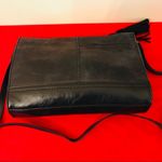 The Sak Shoulder Bag Photo 3