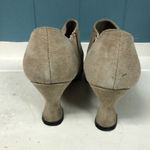 Unlisted Vtg  Spatter Me tan taupe suede heels women’s size‎ 7.5 Photo 3