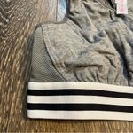 Xhilaration  Heather Gray Sporty Bralette Size M Photo 5