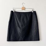 St. John  Stretch Napa Leather Stretch Pencil Skirt In Caviar Size 12 Photo 4