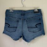 American Eagle shortie jean shorts size 6 Cutoff light medium wash Photo 1