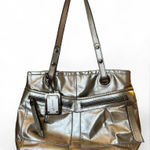 B. Makowsky Gold Metallic Leather Shoulder Bag Silver Photo 0