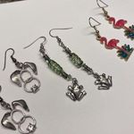 Flamingo Lot Of 3 Earrings Pierced Animals - Dangle Frog / Dog / Bird Photo 1