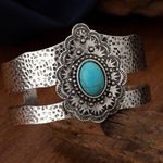 Vintage style turquoise and silver metal open cuff bangle. New Photo 3