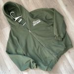 Mayfair Full Photo 1