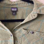Patagonia Women's Long-Sleeved Organic Cotton Midweight Flannel Shirt Green Blue Photo 4
