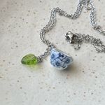 Handmade porcelain tea cup & Czech glass leaf unique fun fairy antique style necklace🫖🍃🌀 Photo 4