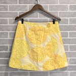 Lesley Evers Yellow and White A Photo 0