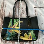 Calvin Klein  MARISA SAFFIANO LEATHER SHOULDER BAG Photo 4