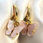 Boutique ✨ Light Pink Butterfly Earrings Photo 0