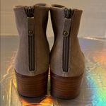 Soludos  Women’s Brown Suede Chelsea Boots Photo 2