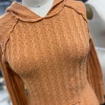 Knit Hoodie L Orange Size L Photo 1