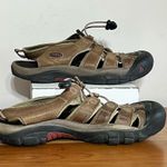 Keen  Newport H2 Leather Closed Toe Sandals Shoes Women’s Size 11 Brown & Pink Photo 0