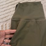 Carbon 38  Women’s Jogger Pants Color: Melt Sage Green Size Large GUC Athleisure Photo 7