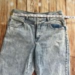 SO Women High Rise Cropped Vintage Stretch Acid Wash Mom Jeans Size 13 Photo 3