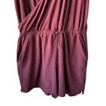 Old Navy  Women’s Breathe ON Cross Front V-Neck Romper 3.5 Inseam Size XL Photo 3