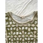 Solitaire Anthropologie  Floral Green and White Puff Sleeve Crochet Top L Photo 3