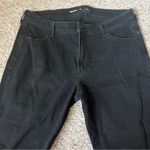 Old Navy  Women's Size 16 Long Wow Boot Cut Mid-Rise Black Denim Jeans 32” Inseam Photo 1