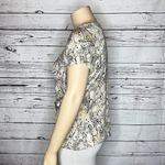 Dress Barn Woman NWT Size 1X Gray & Tan Printed - Shimmer Side Tie Blouse Top Photo 3
