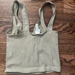 NIKIBIKI  Top Tank Photo 1