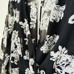 Francesca's  Dress Floral Photo 3