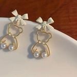 18k gold pmated Bow & Cartoon Bear With Faux PearlDrop Earrings White Photo 4