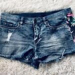BLANK NYC  Floral Jean Shorts Size 29 Photo 1