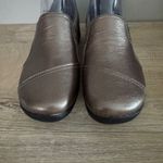 Clarks In Motion Slip On Comfort Shoes Womens 7.5W Bronze Leather Walking Travel Photo 2
