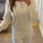 Storia  Women's Cream V-Neck Cable Sweater Photo 0