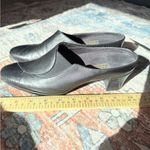 Munro  Women's Black Leather Mules size 8 Photo 5