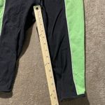 Lululemon  Leggings Womens Sz 6 S Wunder Under Crop Reversible Black Green Capri Photo 4