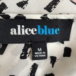 Alice Blue Black and White Sleeveless Graphic Blouse Photo 5