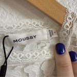 BNWT Moussy White Lave Top Size 1 (Small) Photo 2