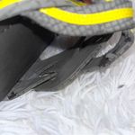 Fergalicious by Fergie Forgone Gray Yellow Thong Slip On Sandals 10M Photo 10