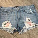 EXPRESS  6 Shortie relaxed low rise Ripped Jean Shorts peek a boo pocket roses Photo 0