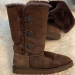 UGG  Bailey Boots Brown Color size 5 excellent condition see pictures Photo 11
