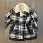 Revolve John & Jenn by Line Faux Fur/Sherpa Jacket- Size Medium Photo 6