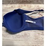 Victoria's Secret VSX Knockout Sports Bra Front Zip Size 38D Underwire  Yoga Photo 3