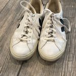 VEJA women’s White and Black Sneakers Photo 3