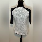 (NHL) Pittsburgh Penguins Tee: Size Small Gray Photo 1