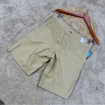 Kuhl NWT  Women’s Moda Shorts 9” Mid Rise Outdoor Hiking Camping in Khaki 8 Photo 4
