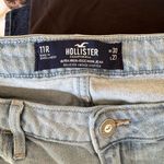 Hollister  Jeans Mom High-Rise Photo 1