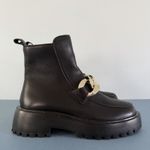 Steve Madden Cleo Black Leather Chunky Lug Sole Curb Chain Ankle Boots Photo 3