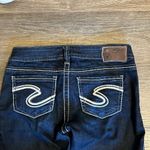 Silver Jeans  Women's Frances Boot Stretch Dark Wash Low Rise Jeans - 26 Photo 7