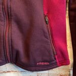 Patagonia XS burgundy zip up hoodie jacket pockets Photo 2