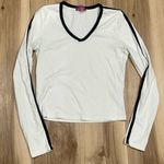Edikted Contrast V-Neck Long Sleeve Tee Shirt Women’s Medium Photo 1