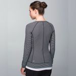 Lululemon Race Your Pace Long Sleeve Hyper Stripe Angel White/ Black Size 10 Photo 8